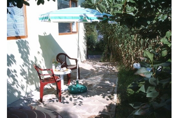 Bulharsko Chata Sveti Konštantin i Elena, Exteriér
